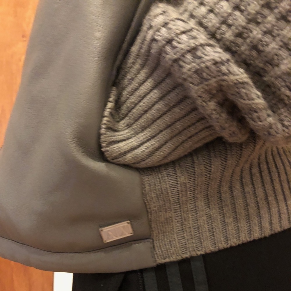 Jacket - Picture 3 of 4